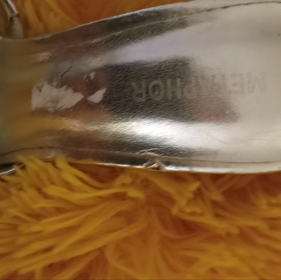 Silver strappy heels - Picture 2 of 3